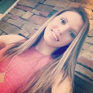 Meet your Posher, Hollis